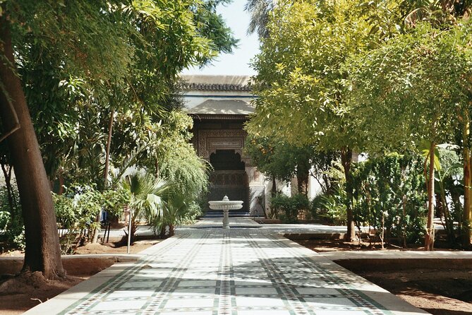 Marrakech Day Trip with Camel Ride from Casablanca - Koutoubia Mosque Exterior Stop: Quick Orientation That Helps