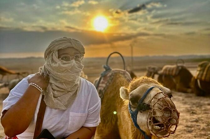 Marrakech Desert Tour & Sunset Camel Ride with Dinner Show - Traditional Music and the Fire Show, The Ending Act