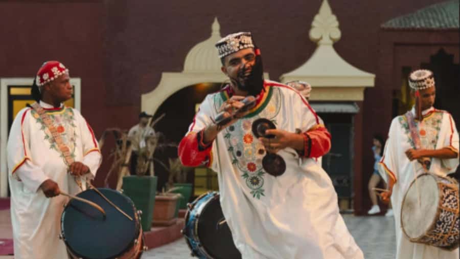 Marrakech: Dinner show and Fantasia in Chez Ali - The Fantasia show, horses, fireworks, and the big moment
