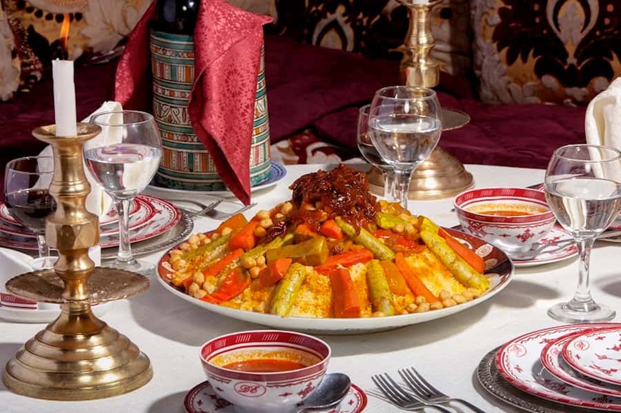 Marrakech: Dinner Show at Dar Essalam Restaurant - The Performance: Music, Belly Dancing, and Audience Energy