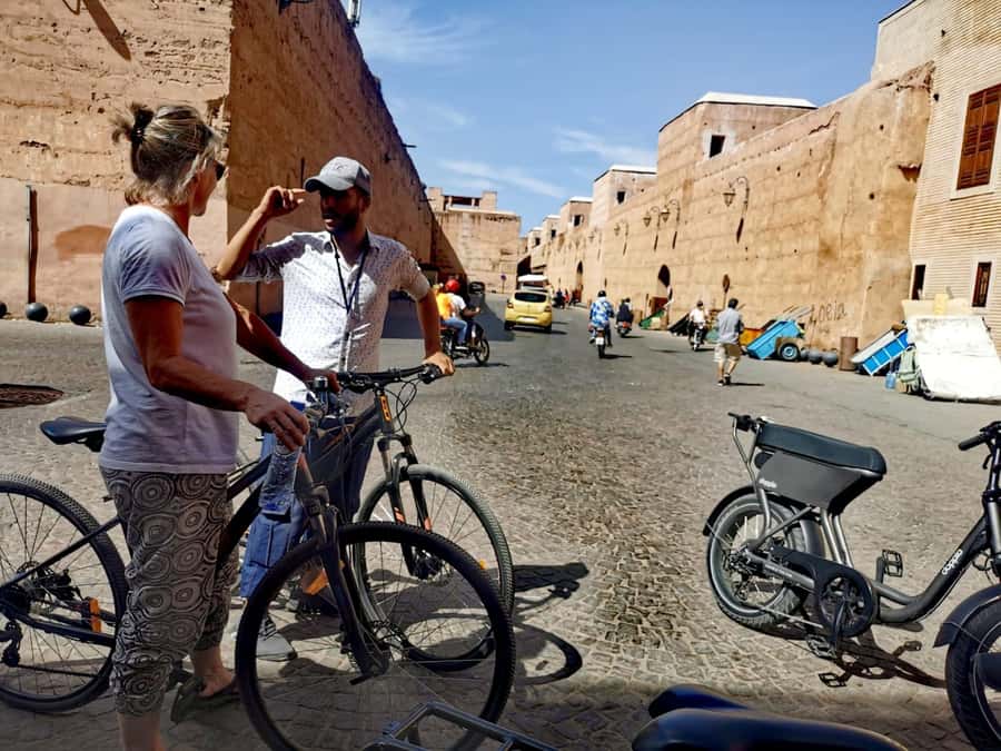 Marrakech: Guided Bike Tour with a local Guide - Koutoubia Mosque: Seeing Size and Understanding Meaning