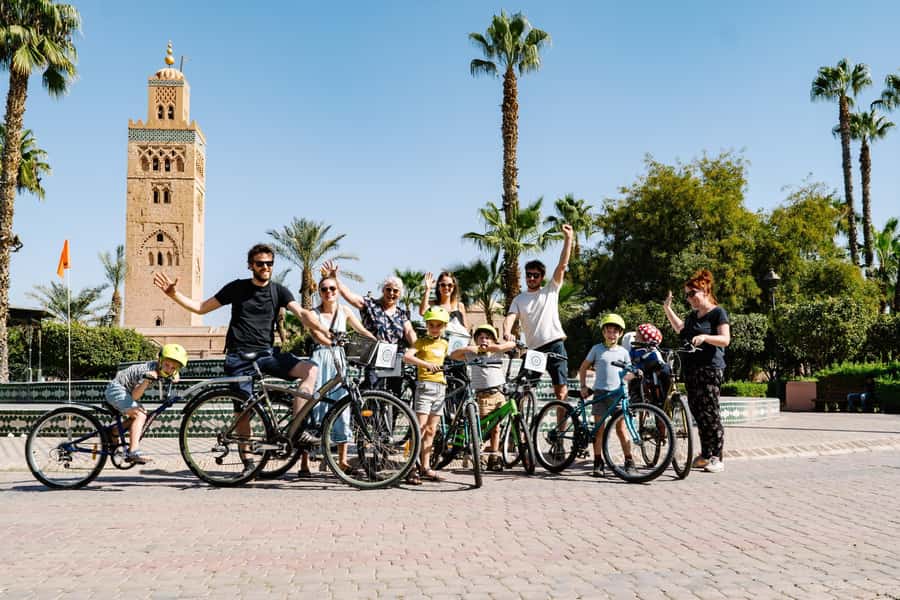 Marrakech:Guided City Cycling Tour - Culture, Colors & Charm - From Hotel Les Borjs de Kasbah to the Medina, you start with direction