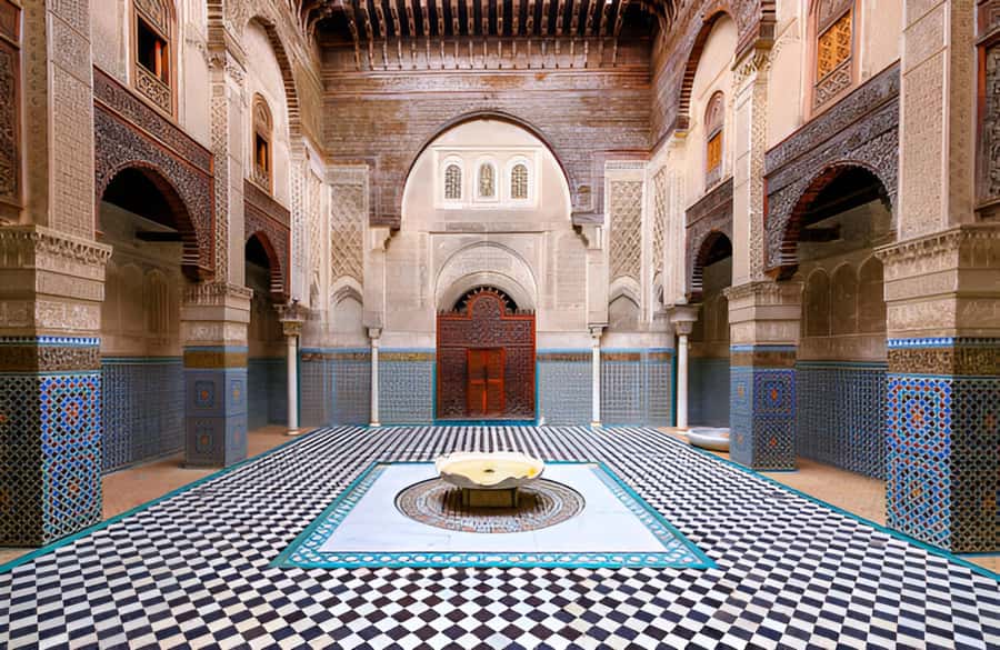 Marrakech: Half-Day Guided Journey through History & Culture - Getting your bearings in the Medina and market souks