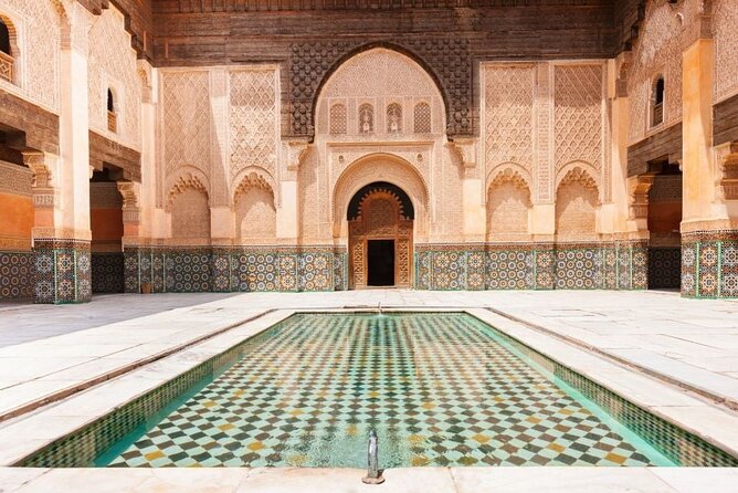 Marrakech: Half-Day Historical and Cultural Tour. - Starting at Café de France, then walking straight into the medina
