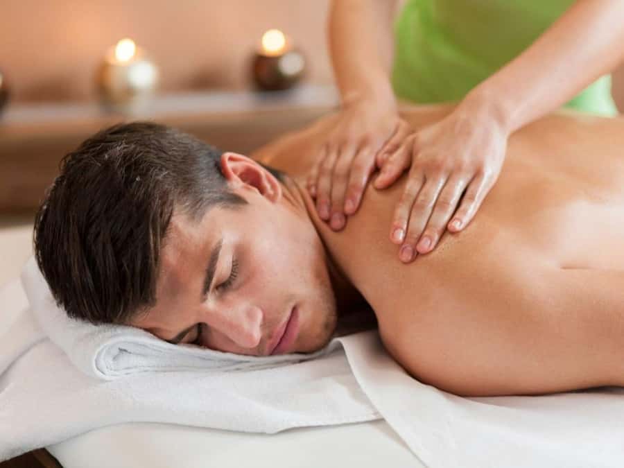 Marrakech : Hammam massage in an authentic spa - Hammam Time (About 30 Minutes): Steam, Scrub, and Local Skincare Steps