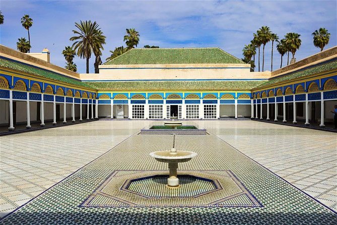 Marrakech Historical and Cultural Tour - Half Day City Tour - Koutoubia Mosque Stop: A Short Pause at a Marrakech Icon