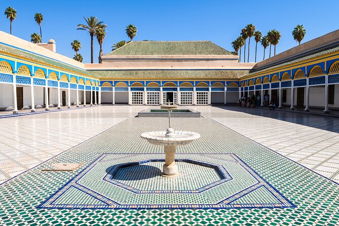 Marrakech: Historical Private Tours - Half-Day - Meeting at Jemaa el-Fna: The Place That Makes Sense