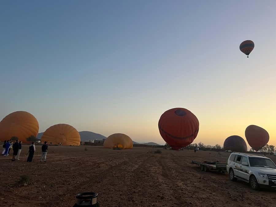 Marrakech: Hot Air Balloon Flight with Breakfast - Should You Book This Marrakech Hot Air Balloon and Breakfast Trip?