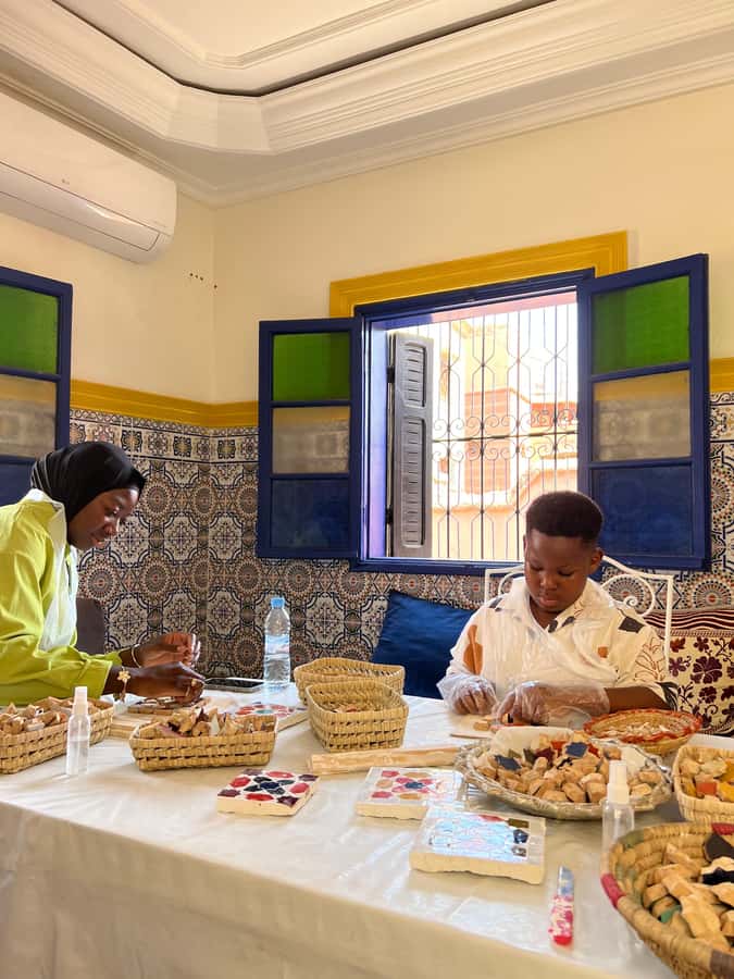 Marrakech: Make Your Own Moroccan Zellige Mosaic Masterpiece - Practical tips so your session goes smoothly