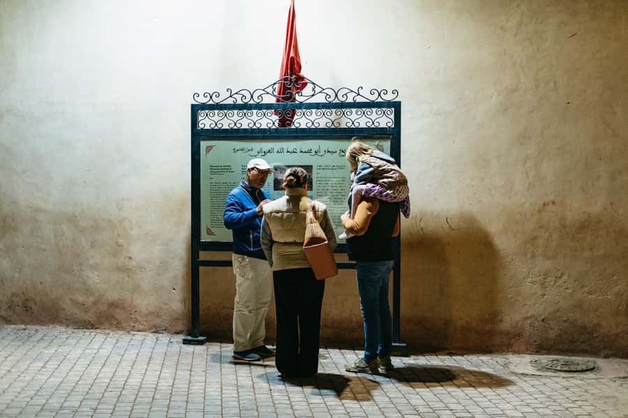 Marrakech: Medina by Night Walking Tour with Moroccan Tea - Who should book this night Medina walk