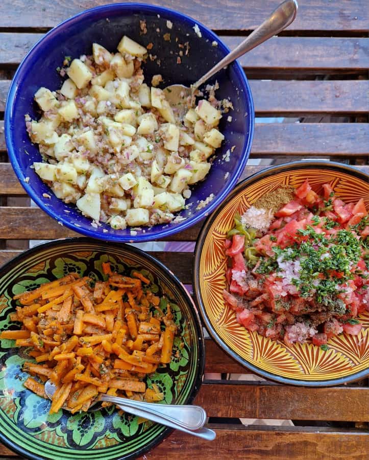 Marrakech: Moroccan Cooking Class for vegetarians and vegan - Cooking Starters: Moroccan Salads or Briwat