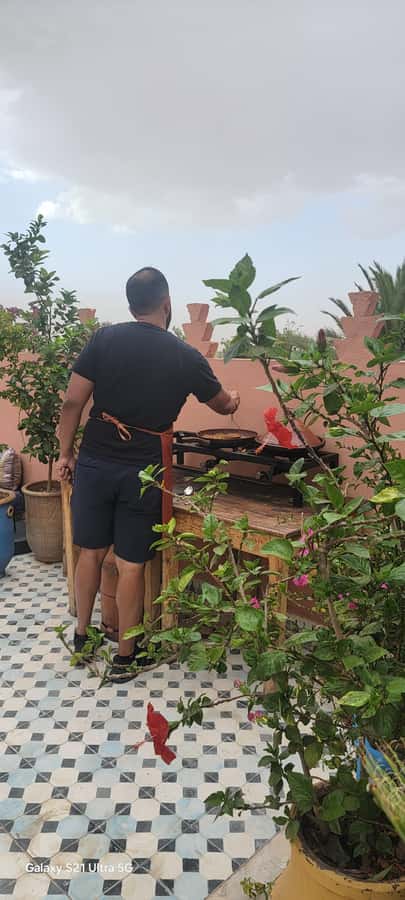 Marrakech: Moroccan Cooking Class with a Local Family - Spice School That Makes Souk Shopping Less Risky