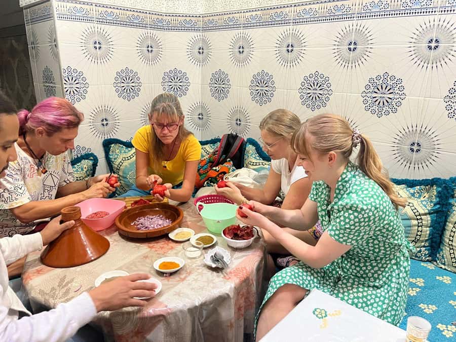Marrakech: Moroccan Cuisine Cooking Class in Local Home - Why Cook at a Marrakech Home Instead of a Cooking School?