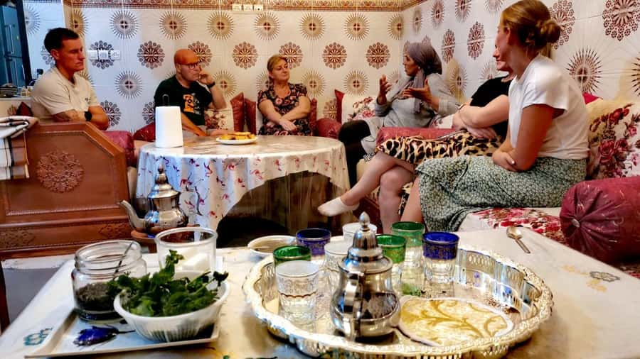 Marrakech: Moroccan Cuisine Cooking Class in Local Home - Logistics in the Medina: Meeting Front of Riad Les Etoiles Berberes