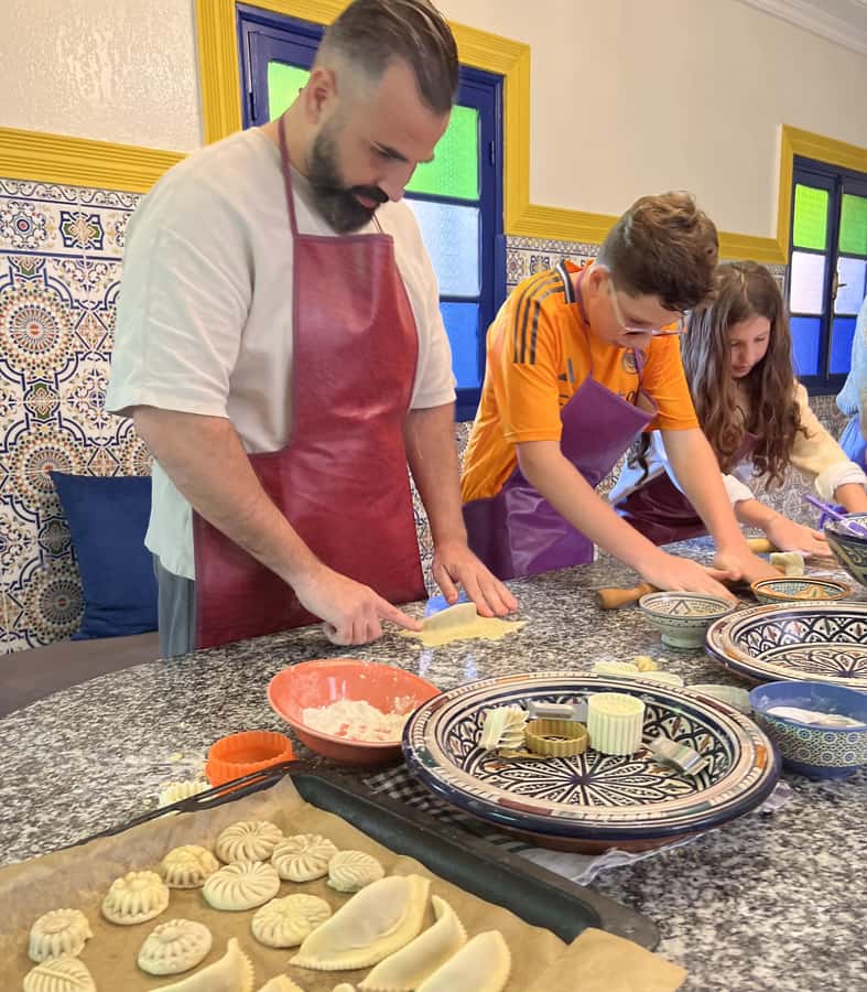 Marrakech: Moroccan Pastries and Tea Class with a Local - Moroccan Pastries, the Dough, the Shapes, the Small Tricks