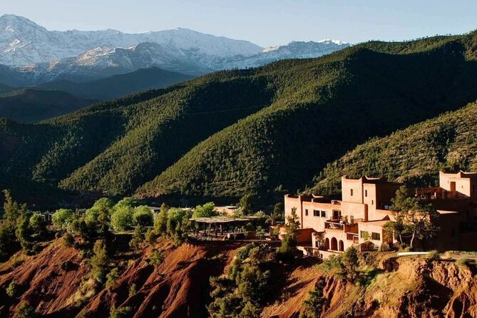 Marrakech : Ouzoud Waterfalls, Guided MountainTour & Boat Ride - Getting Out of Marrakech: The 8:00am Drive and Comfort Stops