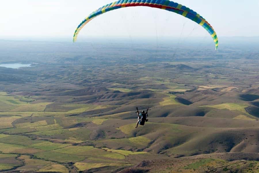 Marrakech: Paragliding over Agafay Desert & Atlas Mnt Views - GoPro footage and the landing tea moment