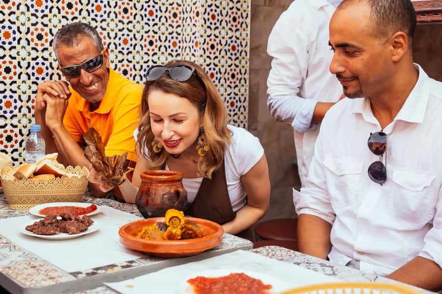 Marrakech: Private Food Tour – 10 Tastings with Locals - What you’ll actually eat: 10 tastings, savory to sweet, plus drinks
