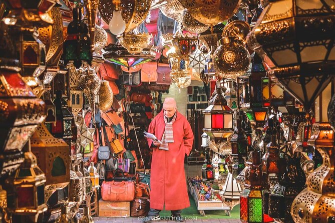 Marrakech: Private Souk Tour & Traditional Workshops - Jemaa el-Fnaa and Rahba Kedima Square: The Public Stage Before the Market Maze