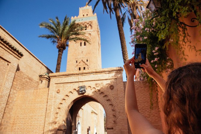Marrakech PRIVATE TOUR With Locals: Highlights & Hidden Gems - Mellah and the spice souk: flavors, sweets, and a real bakery stop