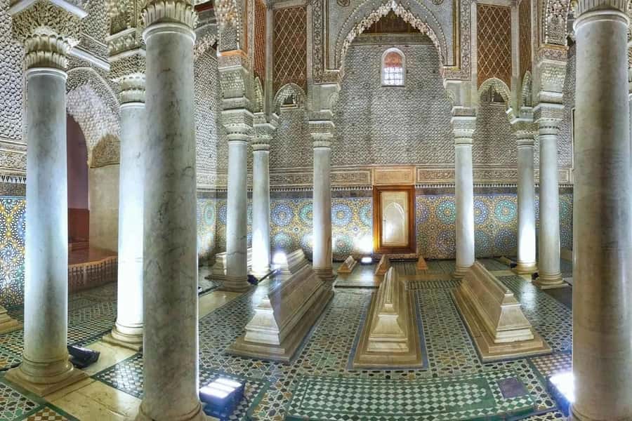 Marrakech: Saadian Tombs, Bahia Palace, Medina and Souk Tour - Key highlights at a glance