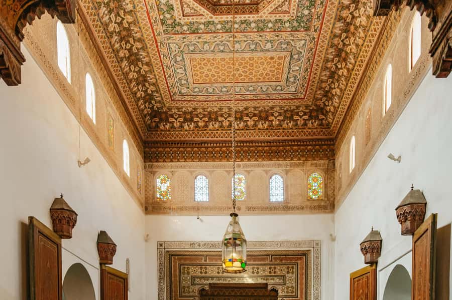 Marrakech: Saadian Tombs & Bahia Palace, Medina Guided Tour - Mellah and Kasba area: why the city’s neighborhoods matter