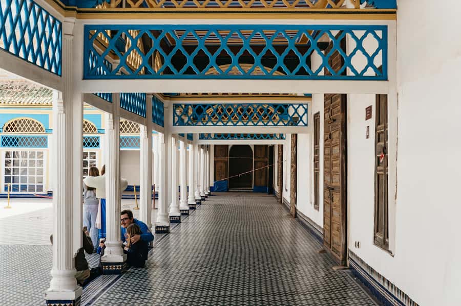 Marrakech: Saadian Tombs & Bahia Palace, Medina Guided Tour - Should you book this Marrakech half-day walk?