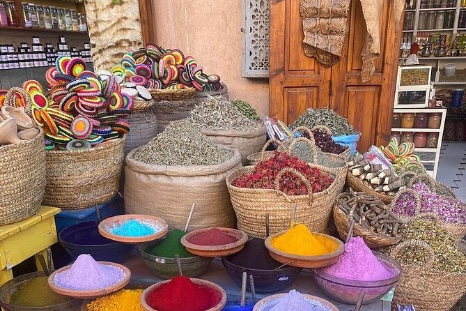 Marrakech street food tour with a local - Pacing for your stomach: this is a lot of food in 3 hours