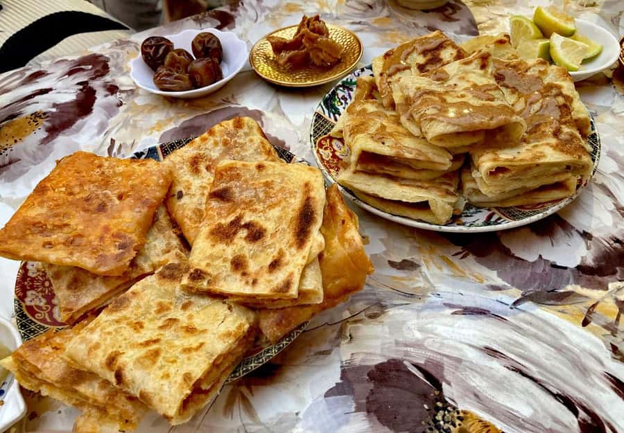 Marrakech: Street Food Tour with a Local Guide - Meeting at Café Argan: Starting Where the Medina Makes Sense