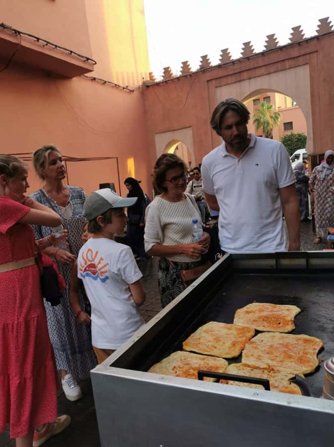Marrakech: Street Food Tour with a Local Guide - Mellah Photo Stop Plus Snacks: Seeing a Different Side of Marrakech