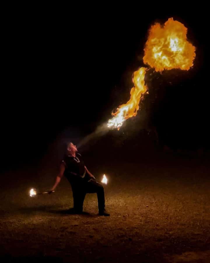 Marrakech: Sunset Dinner in the Agafay Desert - Who should book this Agafay sunset dinner