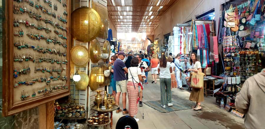 Marrakech: Tailor-Made City Tour With Your Own Private Guide - A workshop-style hidden pocket: seeing craft instead of just buying it