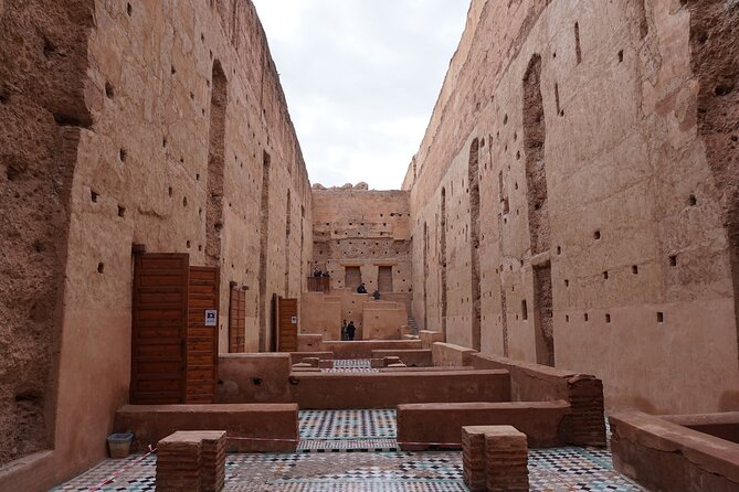 Marrakech The History and Culture Day Trip - Shopping and the Spice Market Presentation: Fun If You Keep Control