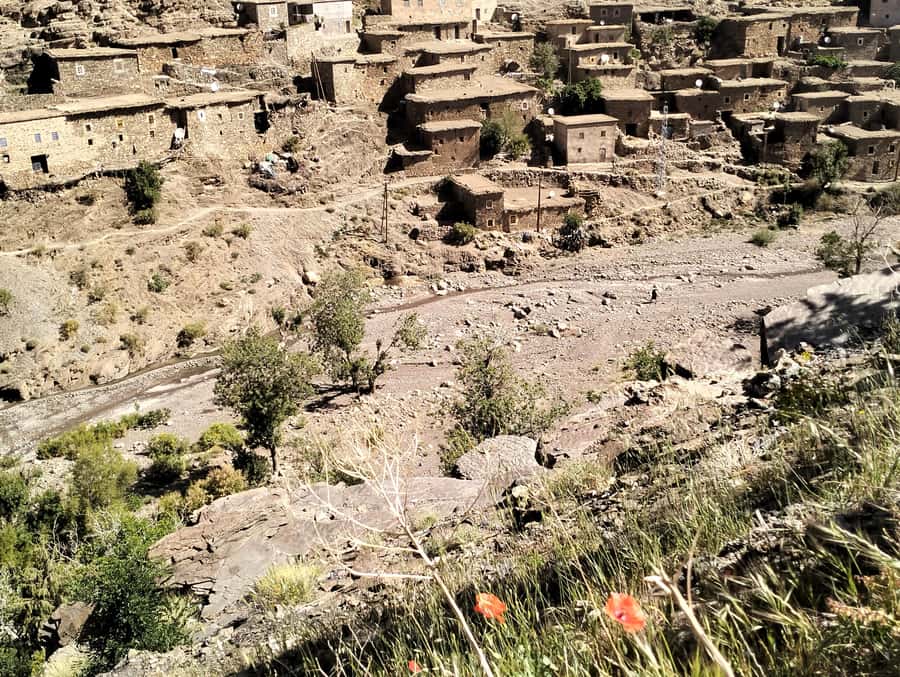 Marrakech To Fes: 3-Day Majestic Desert Sahara Tour - Ait Ben Haddou UNESCO Kasbah: about one guided hour where it counts