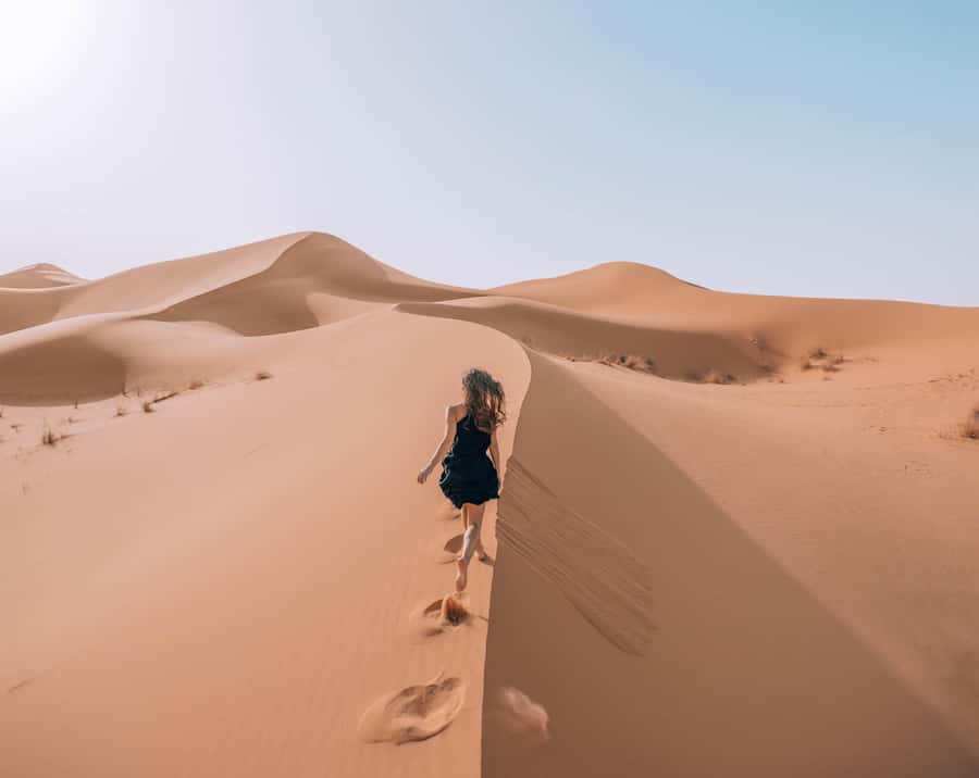 Marrakech to Fes: Quad, Dinner, Camel, 3-Day Desert Tour - Desert camp reality: standard versus luxury choices matter