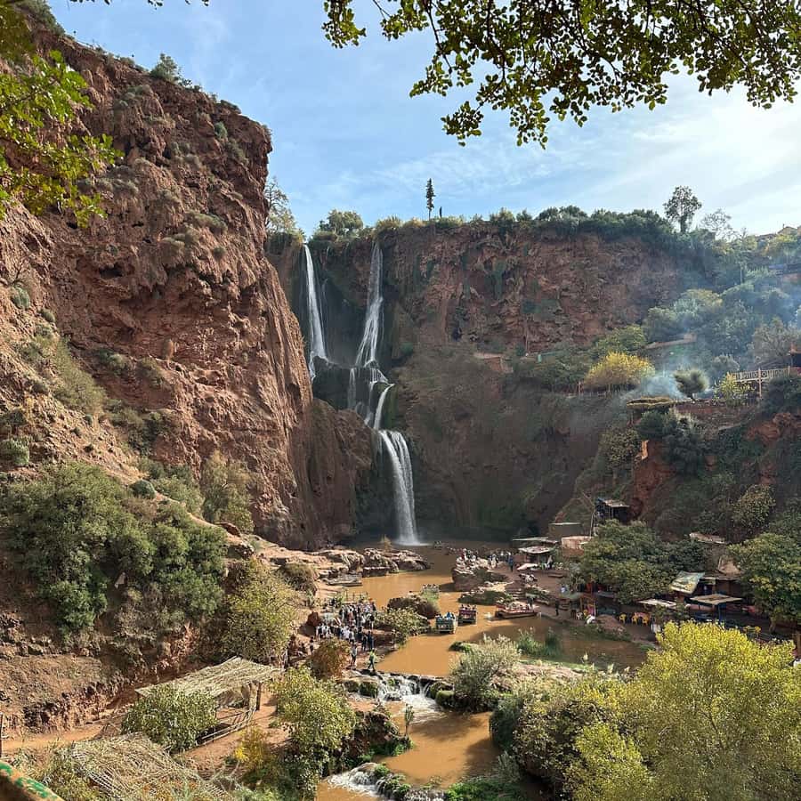 Marrakech to Ouzoud waterfalls day tour - Guide & boat ride - The drive north: 150 km that feels longer, unless you plan
