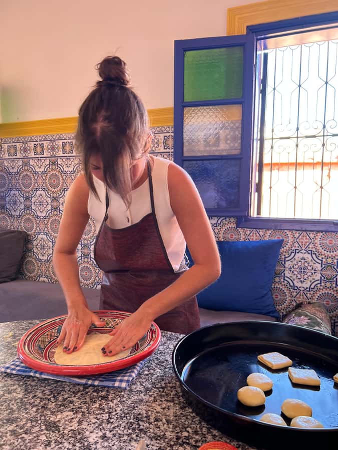Marrakech: Traditional Moroccan Crepes & Bread Cooking Class - The Moroccan mint tea ritual you actually practice