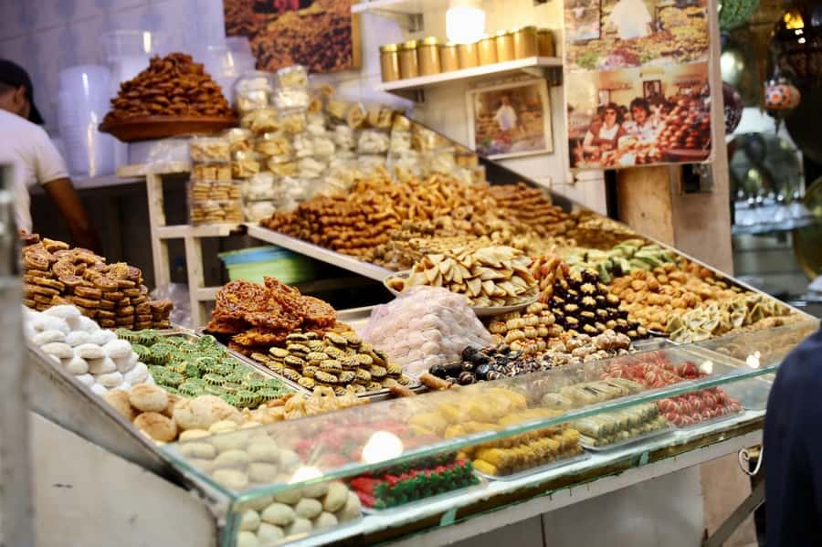 Marrakech: Uncover Hidden Gems on a Half-Day Walking Tour - Starting at Hôtel Islane, Bab Agnaou, and the rhythm of the old city