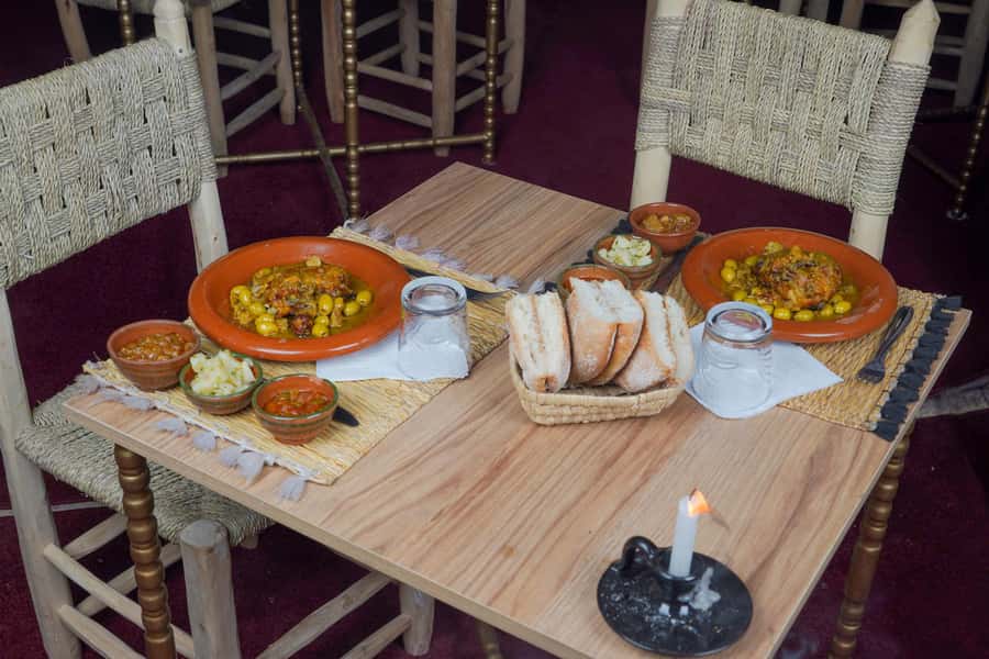 Marrakesh: Agafay Desert 3-Course Dinner Show & Pool Access - The Show: Gnawa Music, Belly Dance, and Fire-Eating
