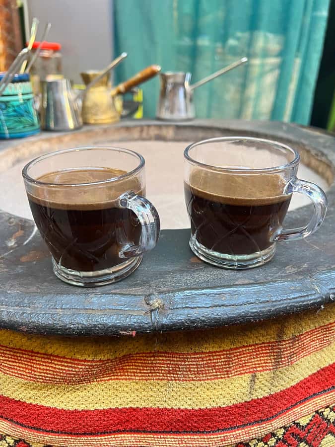 Marrakesh: Guided Street Food Tasting by Locals - Rooftop Mint Tea Finale, With Courtyard Views