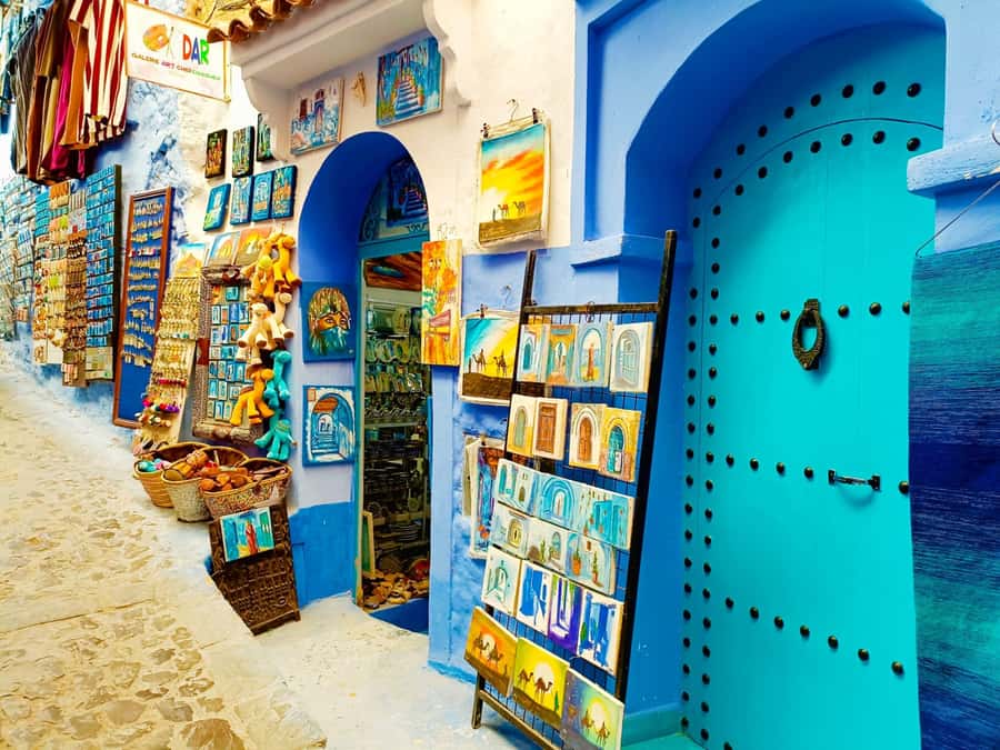 Memorable Day Trip From Fez to Chefchaouen the Blue City - Plaza Uta el-Hammam, Kasbah Museum, and the spots that anchor your walk