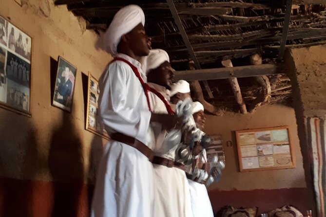 Merzouga Jeep 4WD Desert Tour: Sahara Adventure - Entering Khamlia: gnawa music and village life in a short stop