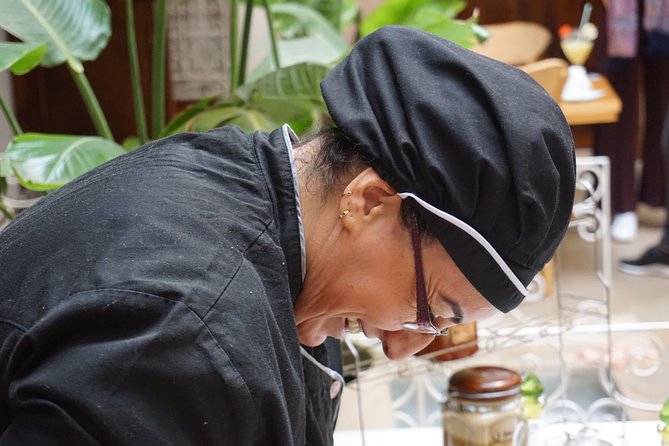 Moroccan cooking class with maket in the Medina of Marrakech - Where You Eat: Terrace Lunch or Dinner With Riads Views and Courtyard Calm