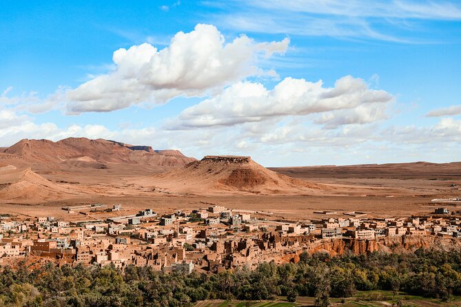 Morocco 8-Night Tour: Chefchaouen, Desert & Hot Air Balloon - Day 3 in Fez: medina maze, craft smells, and classic city icons