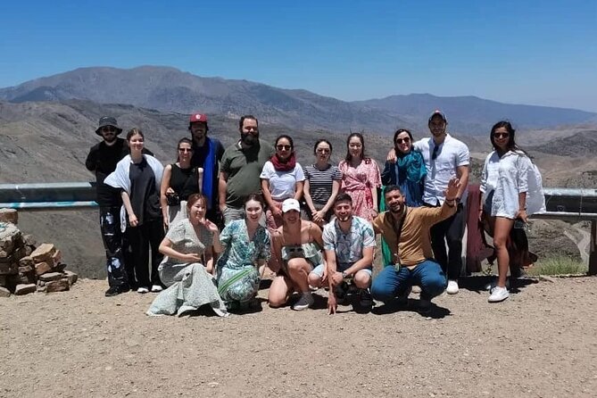 One Way From Fes To Tanger Via Chefchaouen - Pickup and Drop-Off: Hotel Convenience, Real-World Options