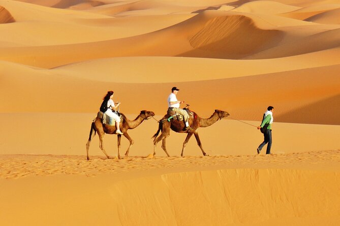 Private 4-Day Desert Tour from Marrakech to Zagora & Merzouga - Sunrise over Tinfou and the pottery kilns at Tamegroute