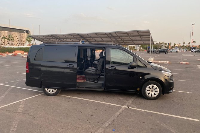 Private Airport Transfer: Menara Airport (RAK) to Marrakech - Included comforts that matter on arrival