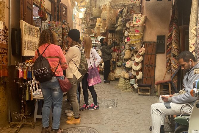 Private Cultural Tour in Marrakech City - Jemaa el-Fnaa square: street performers, food stalls, and craft shopping