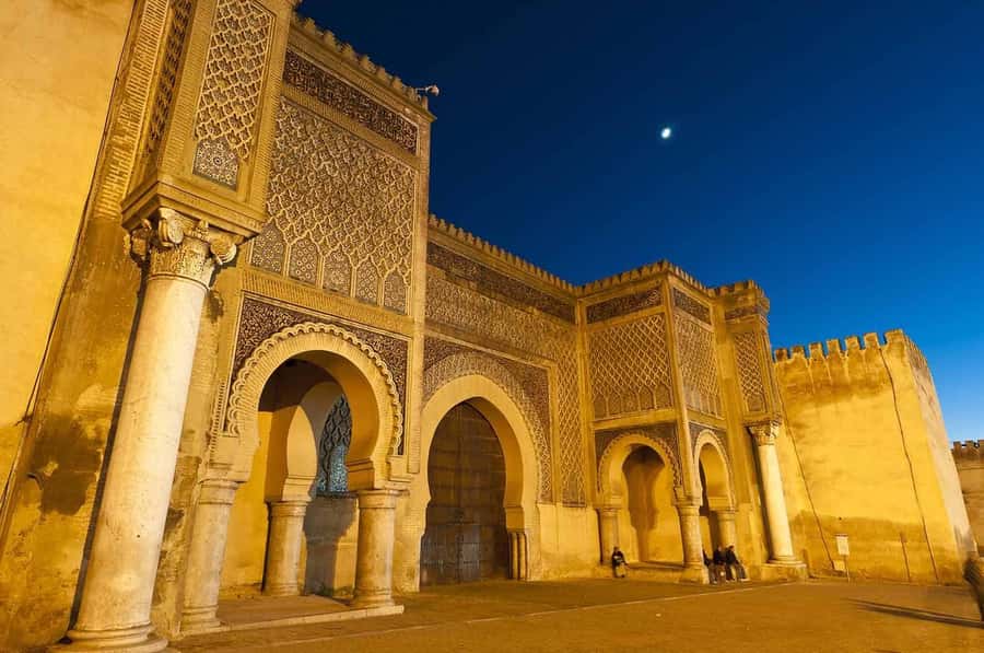 Private Day Trip to Volubilis, Moulay Idriss and Meknes - The 10-hour rhythm: when the car time matters and how to handle it