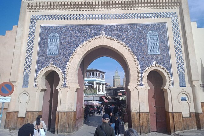 Private Guided Tour in Fez Medina - Zaouia of Moulay Idriss II: the calm gravity of a shrine